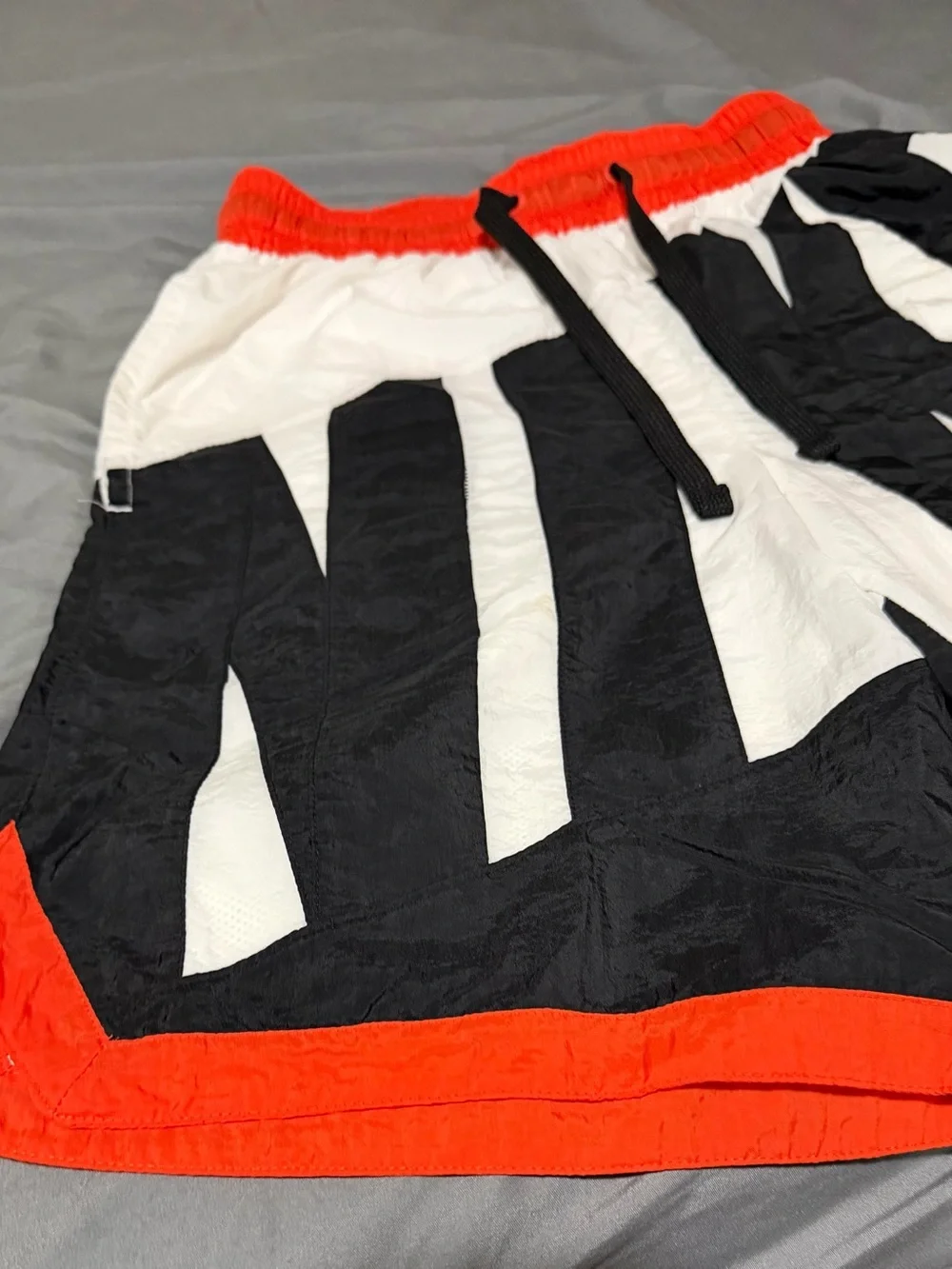 THROWBACK 3.0 DRY SHORTS black & orange size S